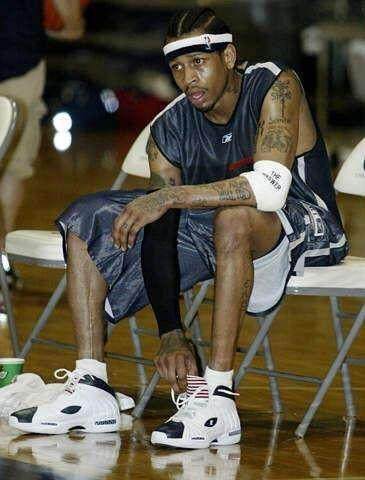 孙兴慜：我来洛杉矶是为了举起冠军奖杯，希望明年能争取夺冠（孙兴慜：奔赴洛杉矶只为捧杯，期待来年冲击冠军）