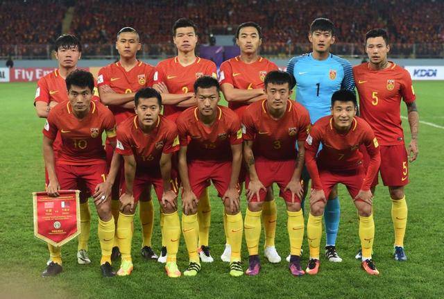 卡哇伊超勇5職業集結中,入遊參戰.笑然救世再登巔峰!（卡哇伊超勇五職同盟集結，開啟入遊之戰，笑然救世重返巔峰！）