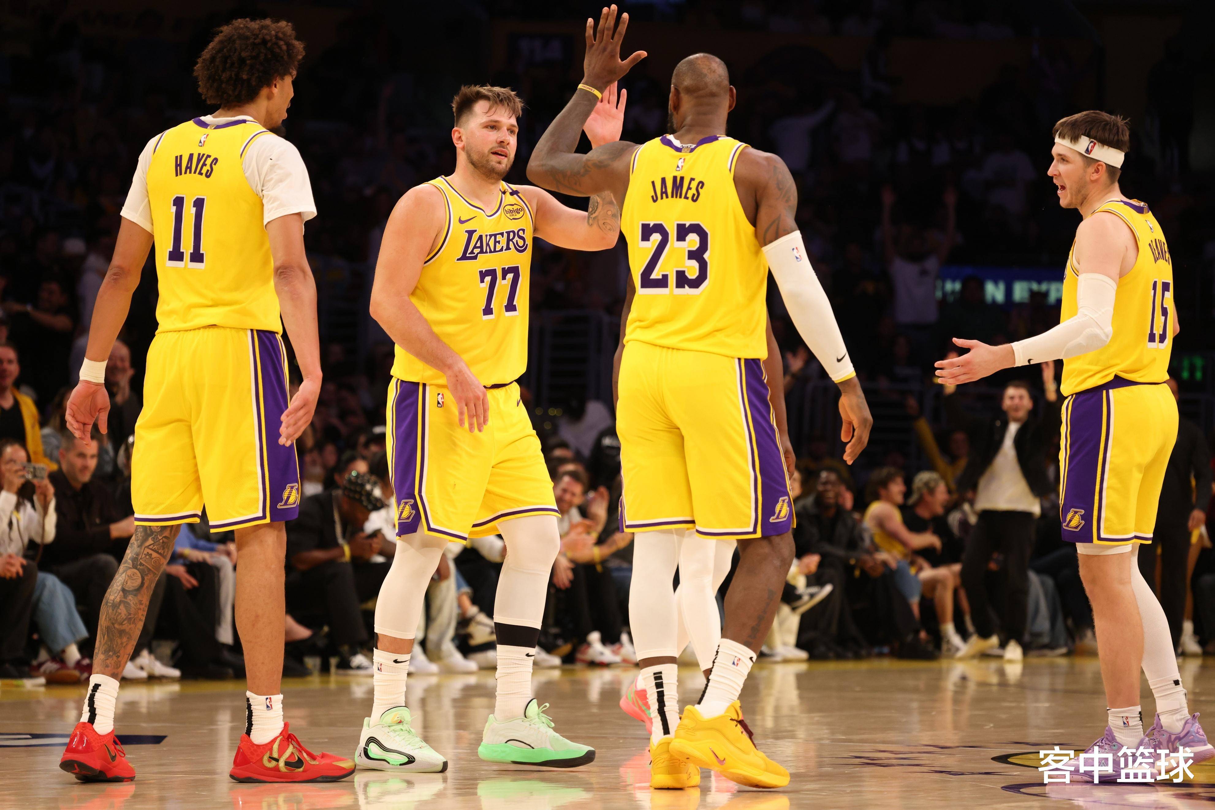 半场战报：皇马0-1赫罗纳，欧纳希建功，姆巴佩破门被吹（上半场战报：皇马0-1赫罗纳，欧纳希破门，姆巴佩进球被判无效）