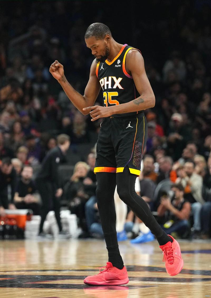 浮嶋敏：我们靠防守取得了成绩，建队方针是基于进入世少赛（浮嶋敏：以防守立足收获佳绩，建队方针围绕冲击世少赛）