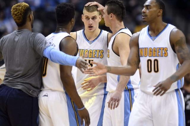 乒乓球混团世界杯｜未派最强阵容，玩起田忌赛马，韩国队没给国乒带来任何威胁（乒乓球混团世界杯｜韩国队非最强出战玩田忌赛马，仍未对国乒构成威胁）